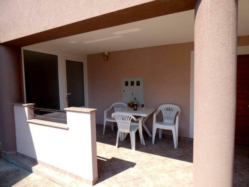 Apartments Branko Nin Exterior foto